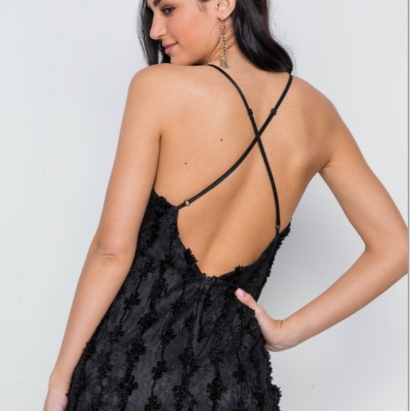 Little Black Dress in size LARGE - Picture 3 of 4